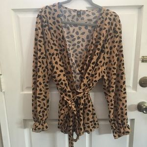 Animal print billowy blouse